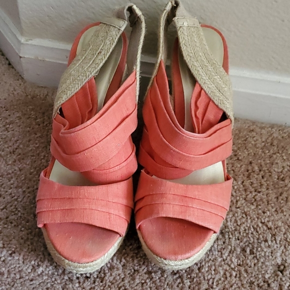 Shoes - Picture 2 of 3